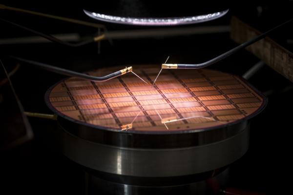 Křemíkový wafer